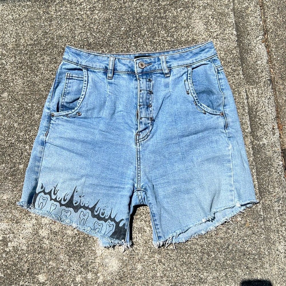 Hand-drawn graphic jean shorts